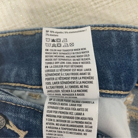 American Eagle Super High-Rise Mini Denim Skirt Size 4 Long - Picture 12 of 13